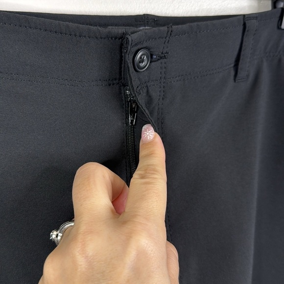 PGA Tour Men's Classic Flat Front Black Golf Shorts in Size 38 - Picture 4 of 6